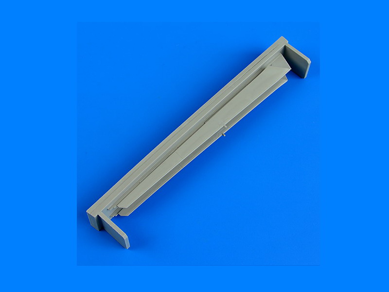 QB72480 Su-27 Flanker B slots 1/72